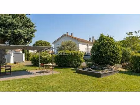 maison de 144 m² à bourg-les-valence