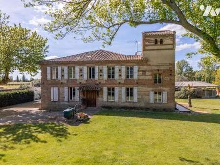 vente demeure d'exception à saint-nicolas-de-la-grave (82210) : à vendre / 198m² saint-nic