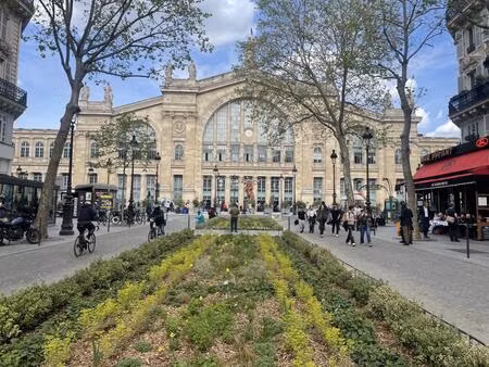 bureau refait à neuf gare du nord