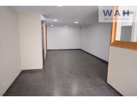 local commercial 46m2