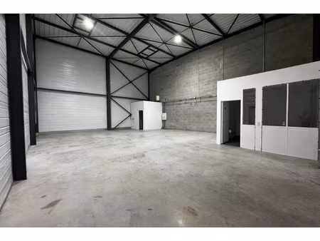 local commercial - 150m² / beauvallon