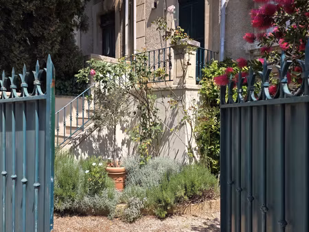 arles centre ville  maison art déco avec jardin et piscine