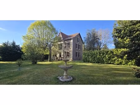 maison de maître 250m²– parc  piscine et vue montagnes