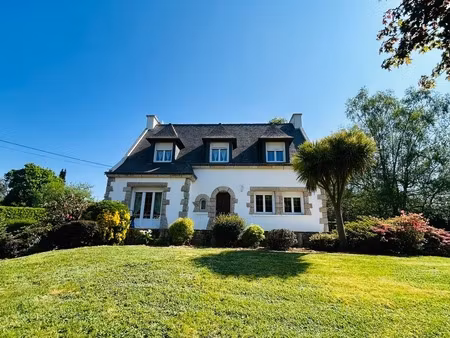 maison t7 - proche blavet - 120 m2
