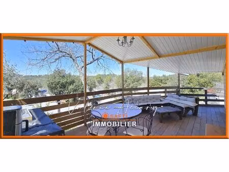 rocbaron : terrain de 293 m² avec chalet de 58 m²  2 chambres  terrasse  atelier...
