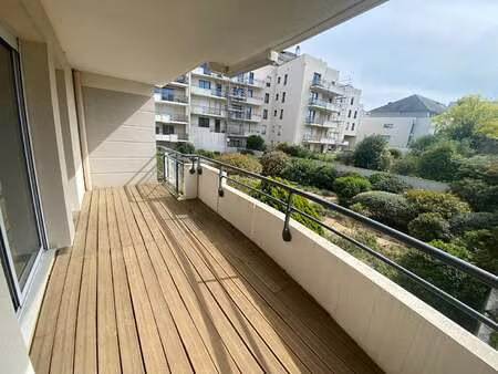 location appartement 3 pièces meublé à angers (49000) : à louer 3 pièces meublé / 74m² ang