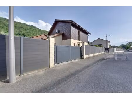 maison individuelle - 90m2 - terrain 296m²