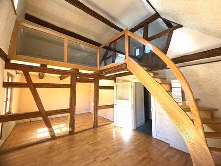 maison 7 pièces 160m2 avec cour 2 logements centre ville