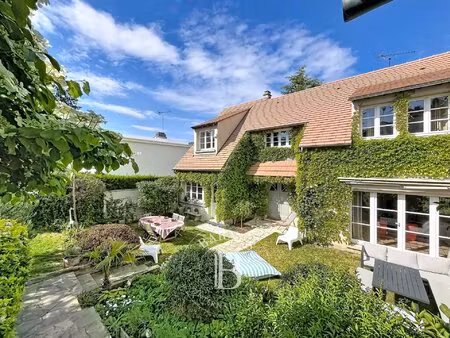 le service location de la maison barnes vous propose ce bien :