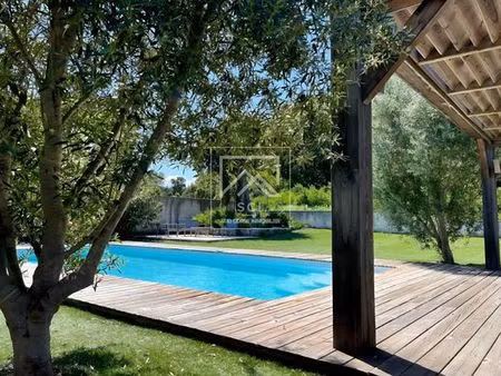 villa de luxe de 4 chambres en vente porto-vecchio  corse