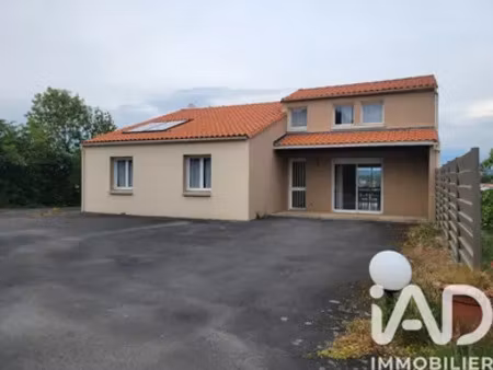 maison à réaumur (85700)
