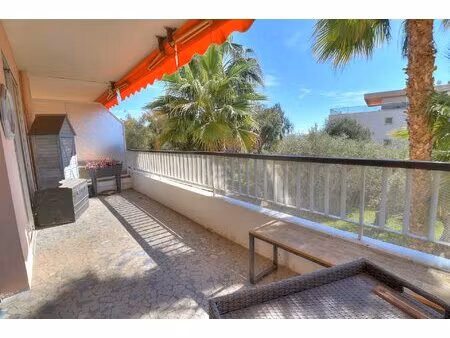 antibes — grand 3 pièces avec terrasse  parking et cave