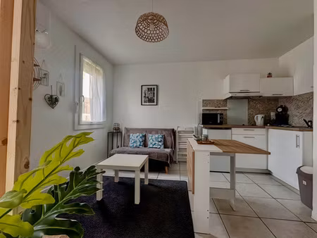 villeneuve-sur-lot  dans résidence sécurisée   t1 bis rénové avec clim.