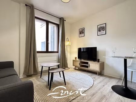 studio meuble