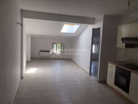 location appartement 2 pièces 35m² st hippolyte du fort 30170