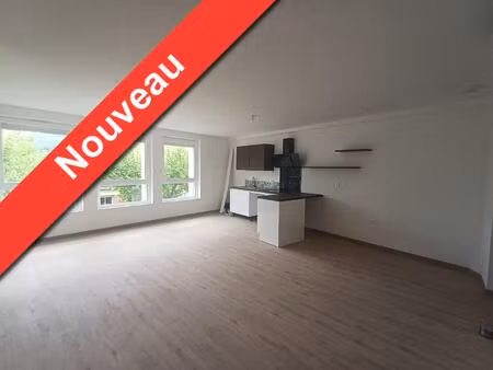 location appartement 3 pièces 68m² millau 12100