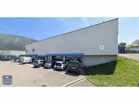 local professionnel à louer - saint-égrève (38) - 5 131€