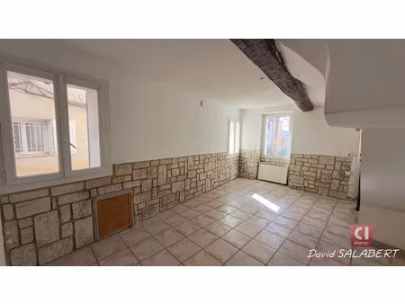 vente maison 4 pièces 59.59 m² à rocbaron (83136)  139 000 €