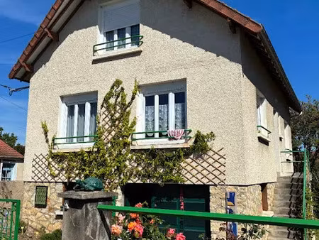 vente maison 4 pièces 105 m² à saint-amand-montrond (18200)  128 990 €