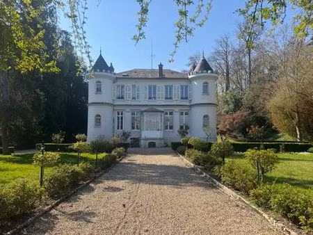 prestigieuse maison en vente auffreville-brasseuil  île-de-france