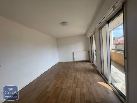 appartement à louer 1 pièce 27.02 m² - pau (64) - 390€