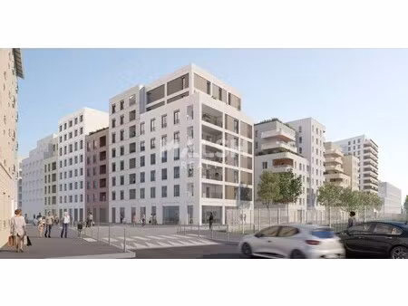 location local commercial 136m²