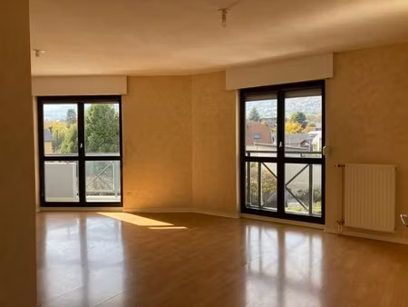 location appartement 3 pièces 70m² la motte servolex 73290