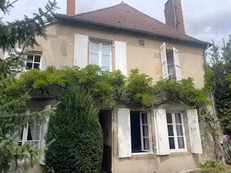 vente maison 7 pièces 205 m² à cerilly (03350)  139 520 €