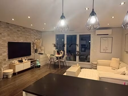 tres beau t3 de 61.65 m2 - balcon - box