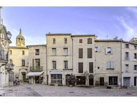 vente immeuble 115 m² uzès (30700)