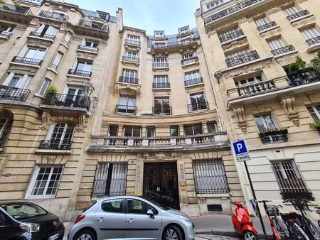location bureaux 140 m²