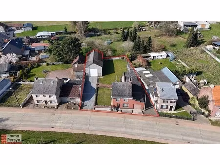 vrijstaande woning met werkplaats op ruim perceel in landelijke omgeving