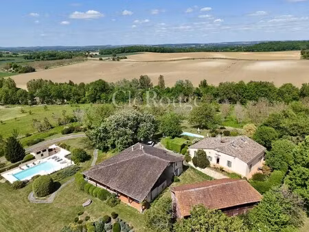 maison de luxe à vendre à eymet : 689 000 € | 440m²