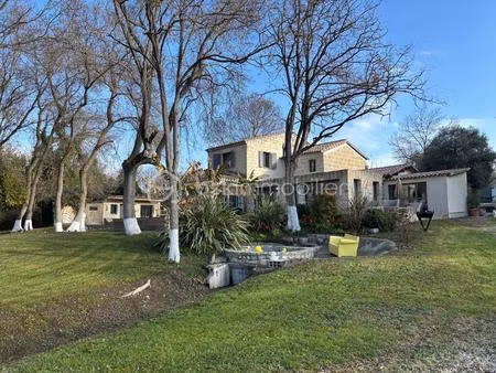 maison de 253 m² à le cailar