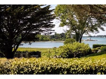 maison de luxe à vendre à locoal-mendon : 988 000 €