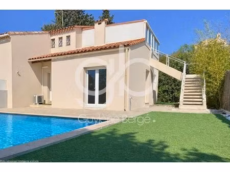 villa rénovée avec piscine à teyran 95 m2 sur parcelle d'environ 389 m2 dans environnement