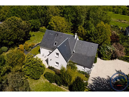 maison familiale 'clés en main' au coeur de st cyr sur loire