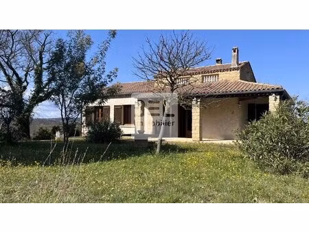 maison sur les hauteurs de connaux