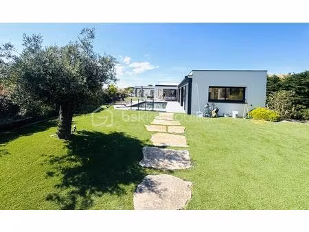 maison d architecte de 241 m² à magalas