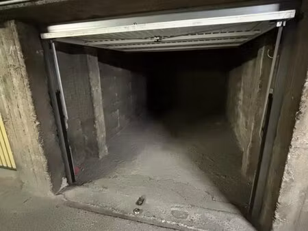 location parking nice 06000