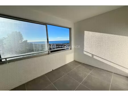 location appartement 1 pièce 22m² la ciotat 13600