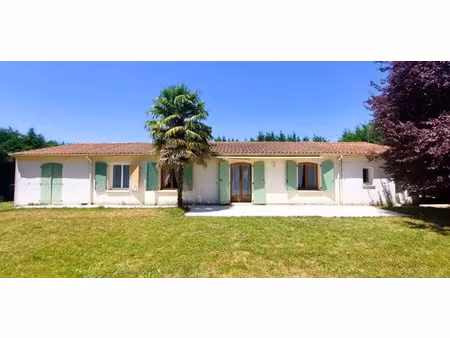 vente maison 5 pièces 127 m² à la chapelle-des-pots (17100)  202 350 €