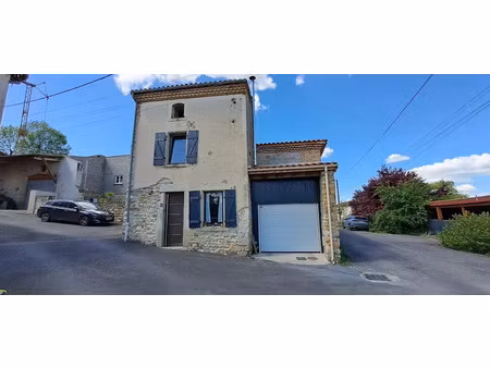 vente maison 7 pièces 140 m² à glaine-montaigut (63160)  239 000 €