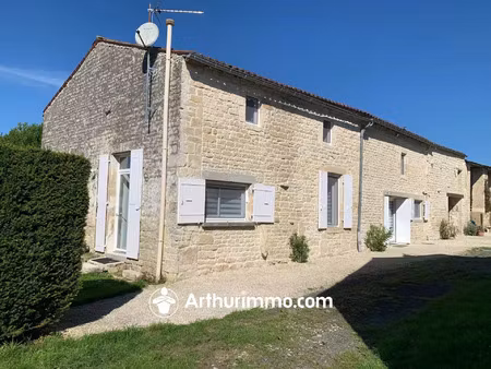 vente maison 5 pièces 157 m2 à blanzay-sur-boutonne