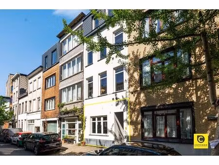 appartement te koop in berchem met 1 slaapkamer