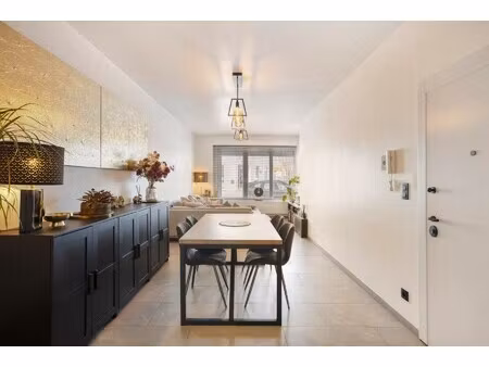 appartement te koop in mortsel met 1 slaapkamer