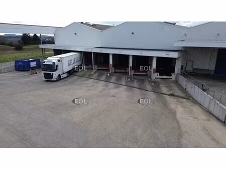 location entrepôt nimes 30000 5447m²
