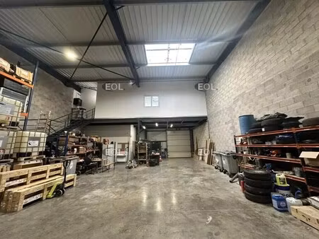 location local d’activités meyreuil 13590 350m²