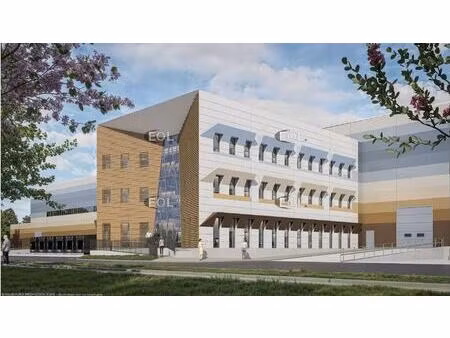 location entrepôt cavaillon 84300 25341m²