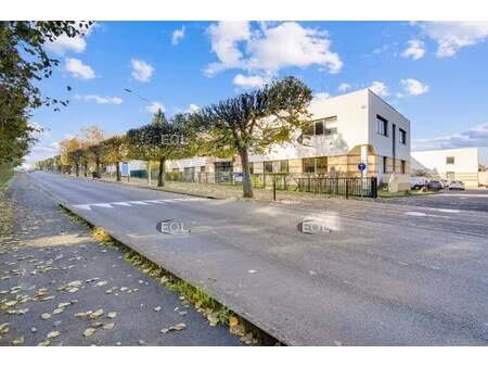 location local d’activités champs sur marne 77420 518m²